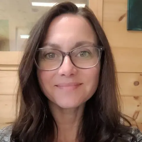 Tammy D.
